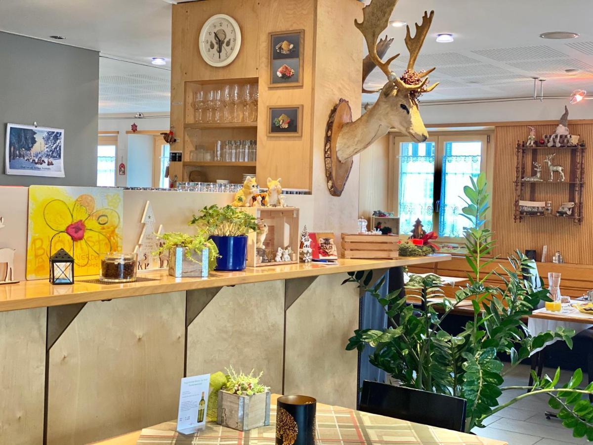Hirschen 3* Hinwil